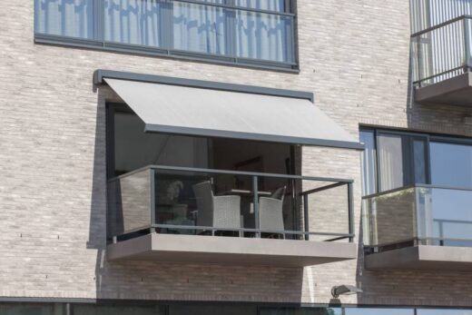 Devis pour la pose d&#8217;un store coffre LUMISOL électrique de chez Winsol à Nice